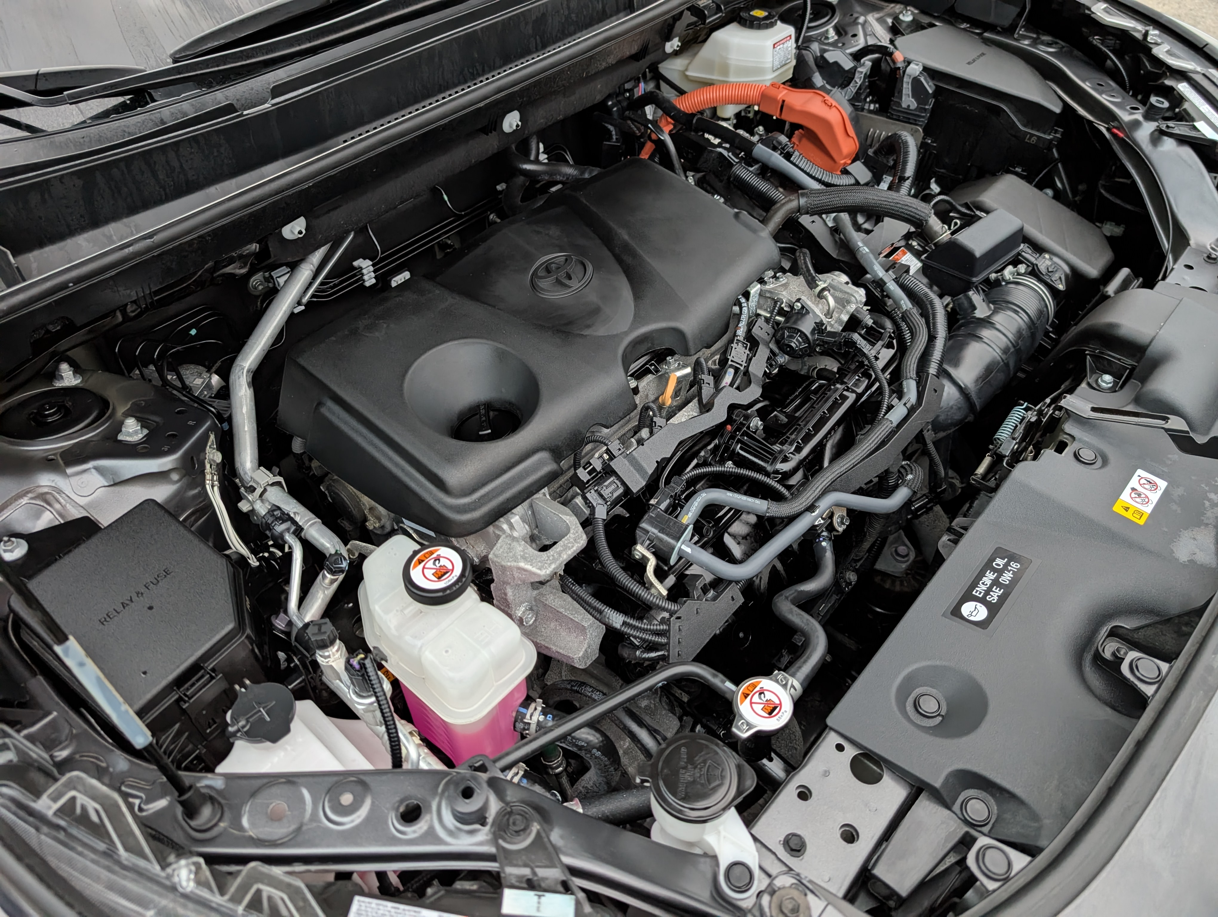 2024 Toyota RAV4 Hybrid LE Gray — view 24