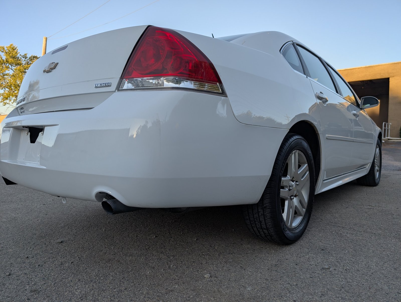 2016 Chevrolet Impala Limited LT White — view 9