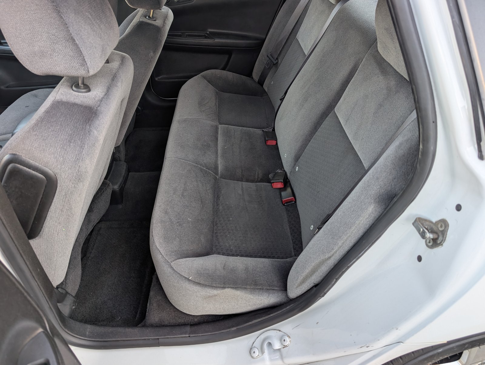 2016 Chevrolet Impala Limited LT White — view 17