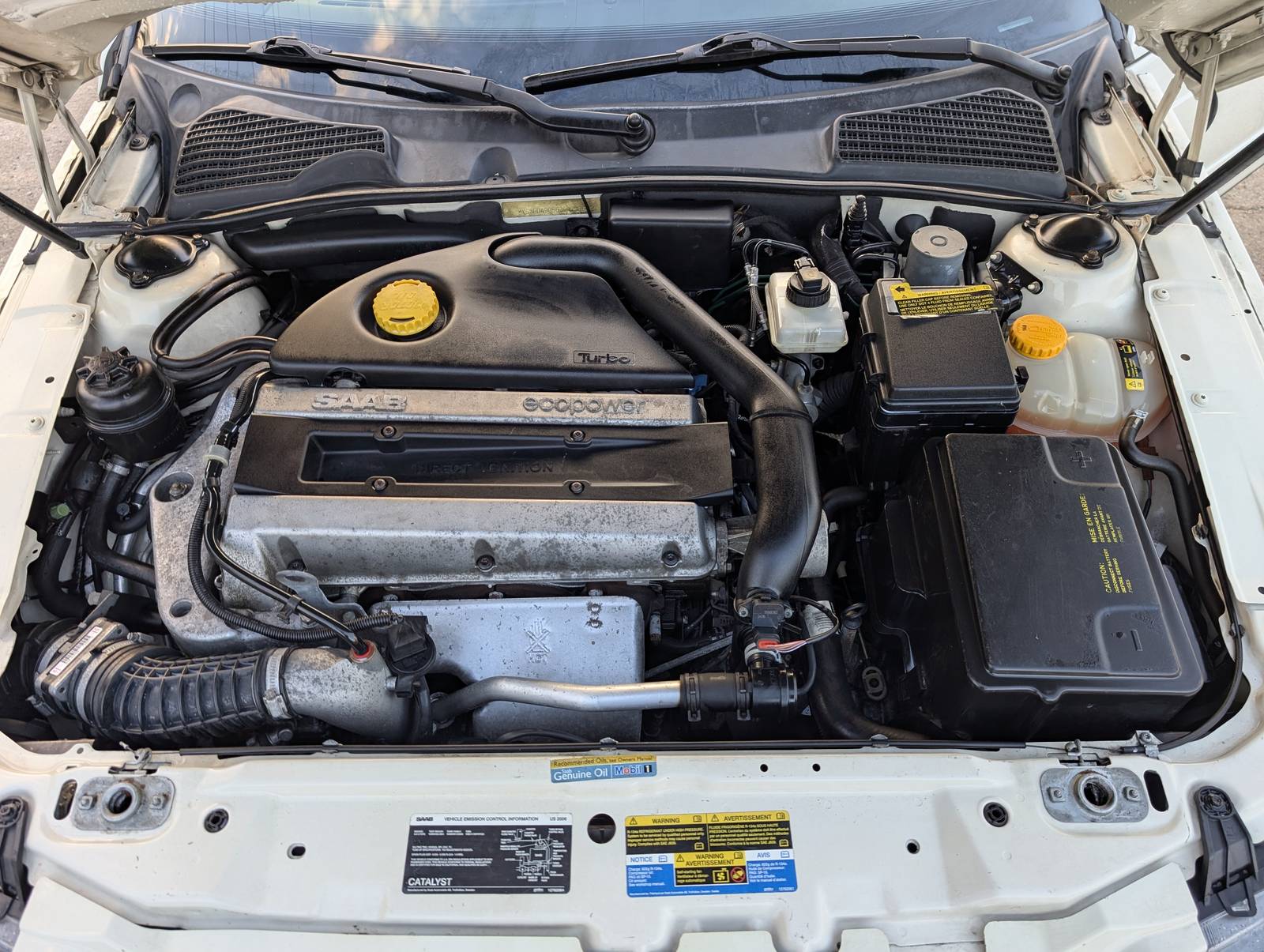 2006 Saab 9-5 Base White — view 25