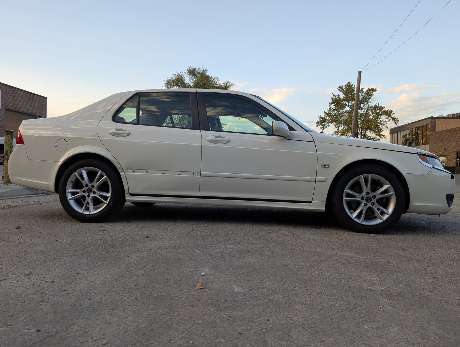 2006 Saab 9-5 Base White — view 9