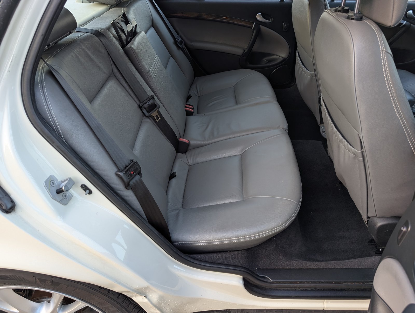 2006 Saab 9-5 Base White — view 19