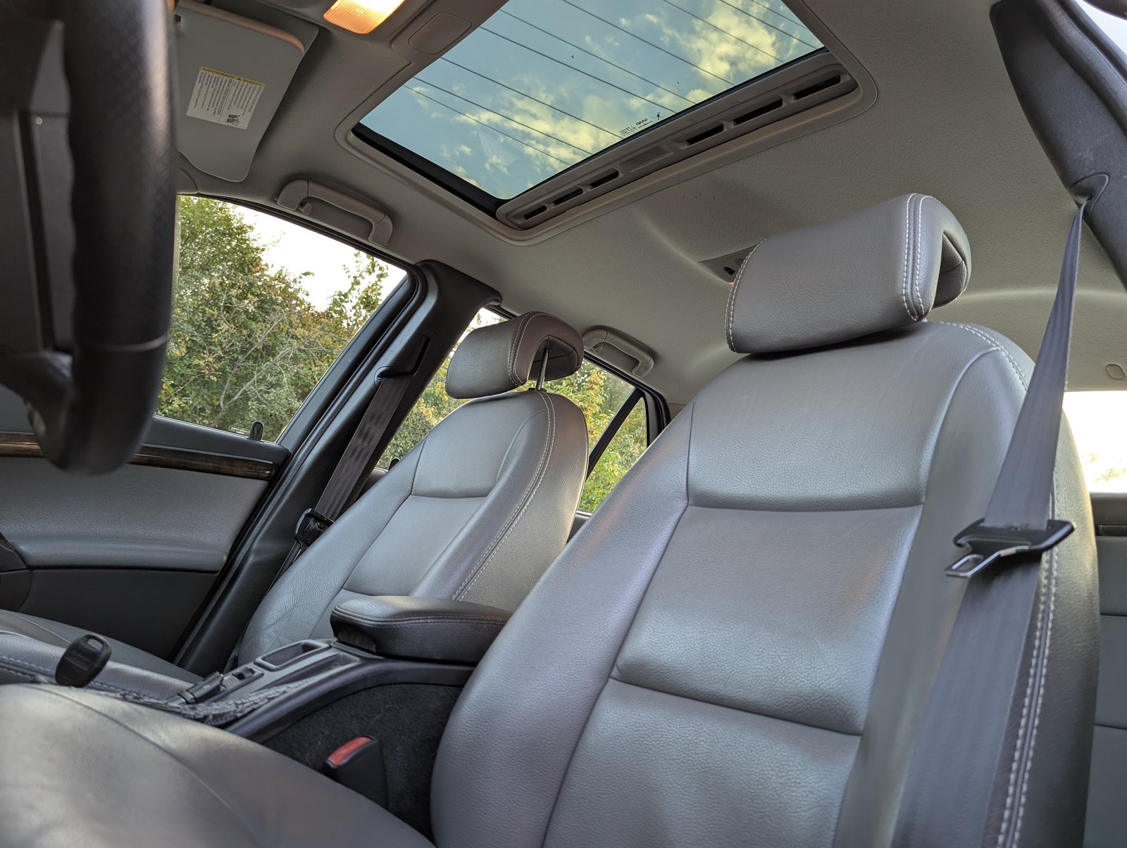 2006 Saab 9-5 Base White — view 24