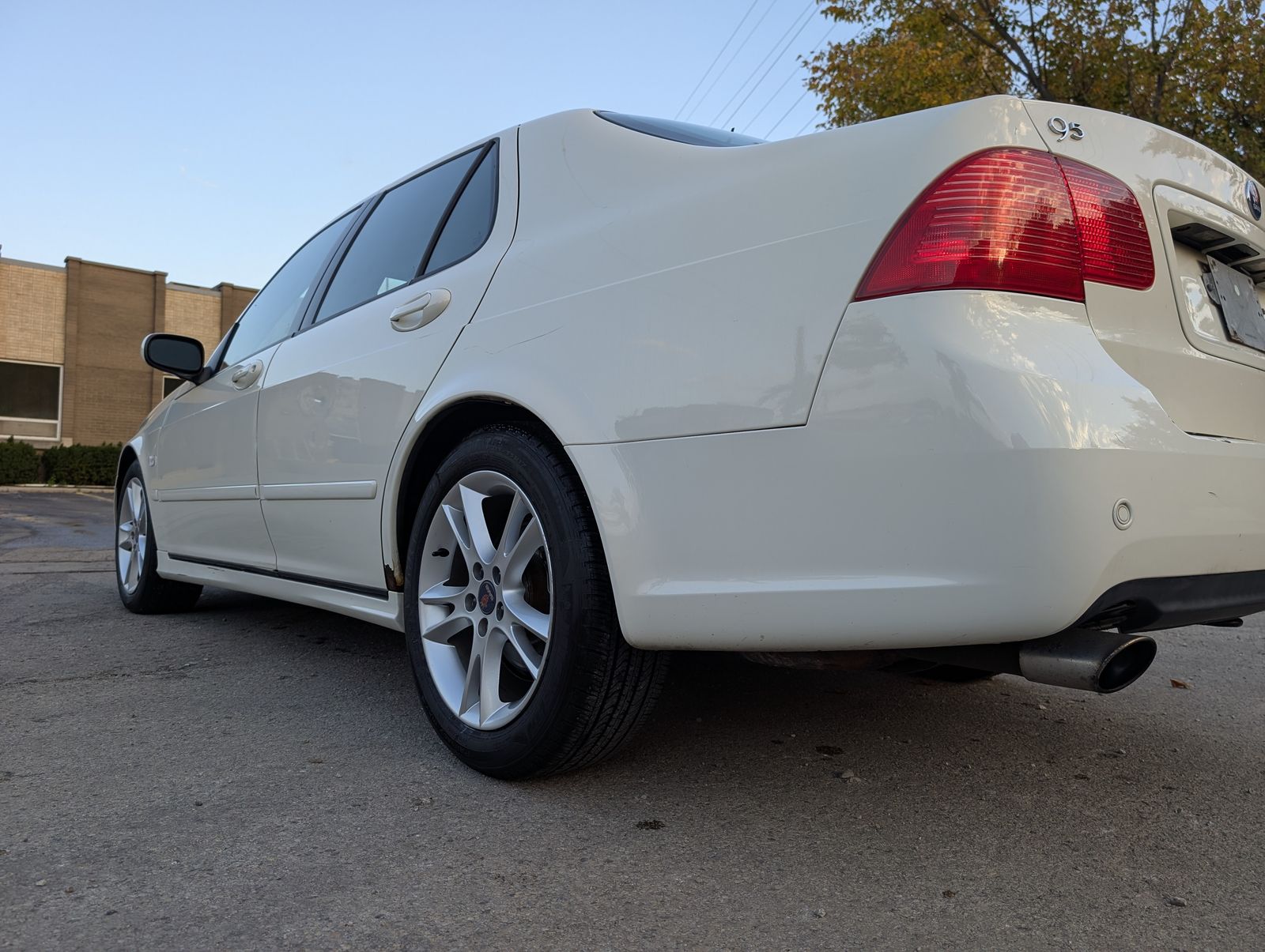 2006 Saab 9-5 Base White — view 4