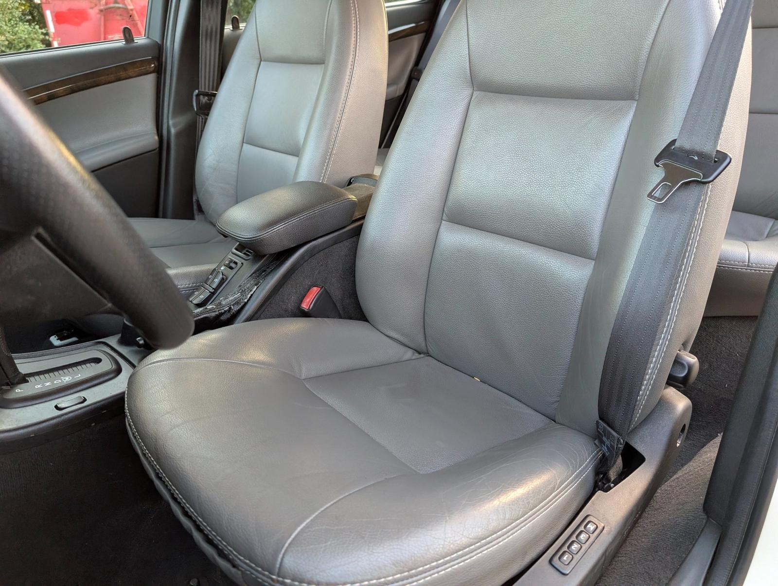 2006 Saab 9-5 Base White — view 14