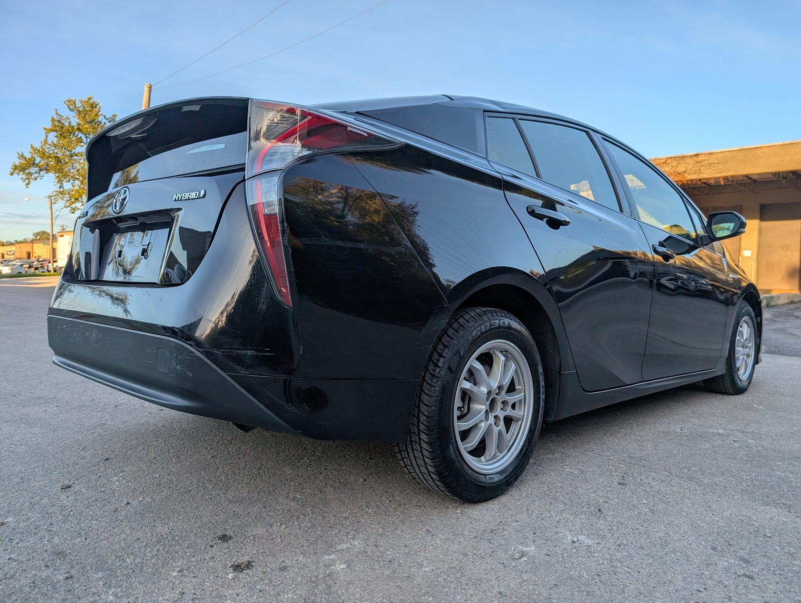 2016 Toyota Prius Two Eco Black — view 7