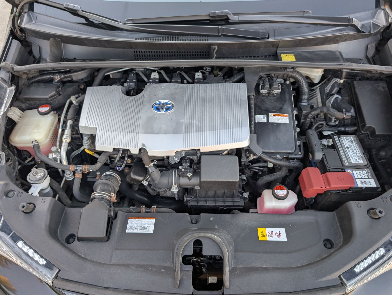 2016 Toyota Prius Two Eco Black — view 22