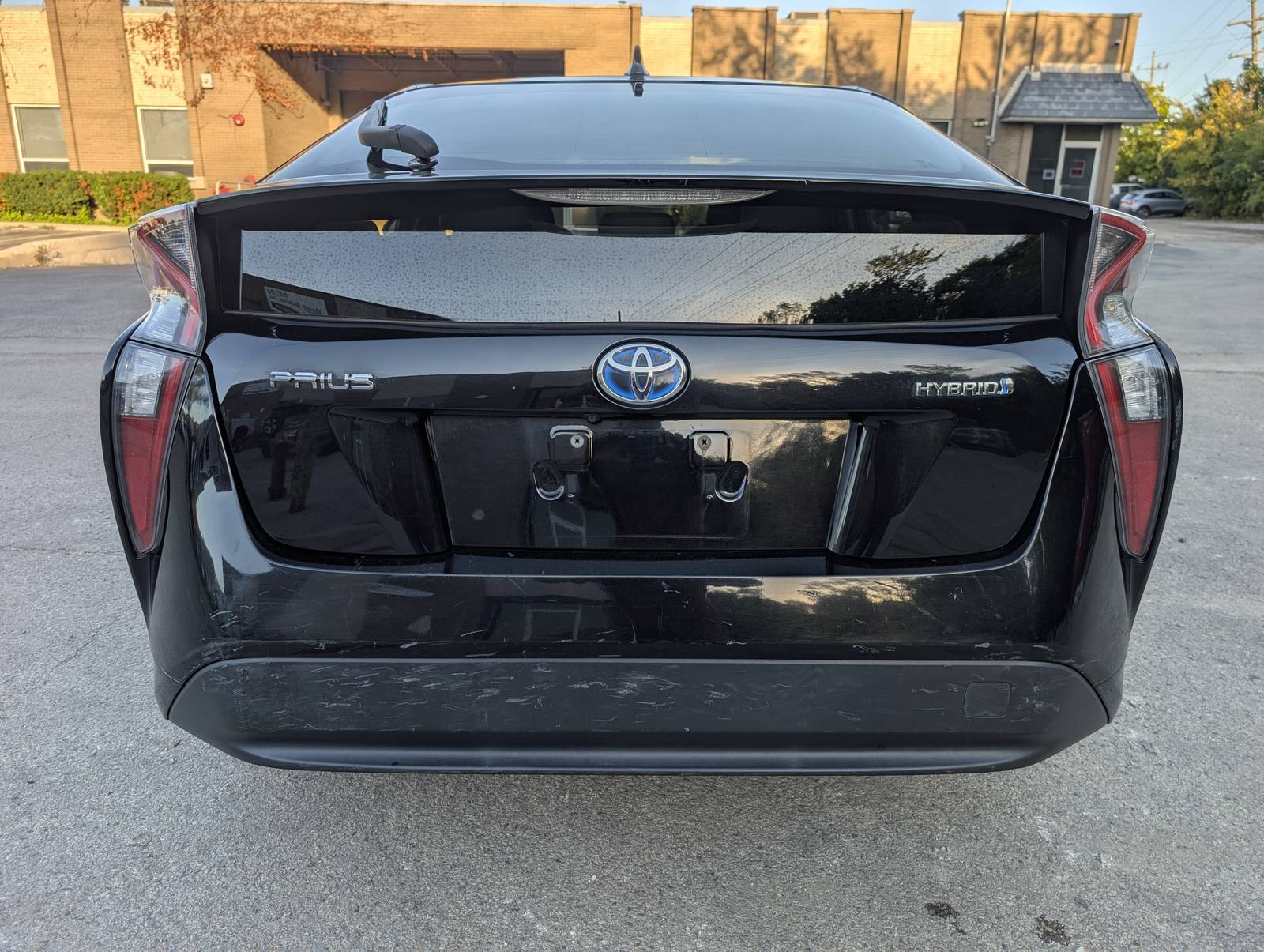 2016 Toyota Prius Two Eco Black — view 5