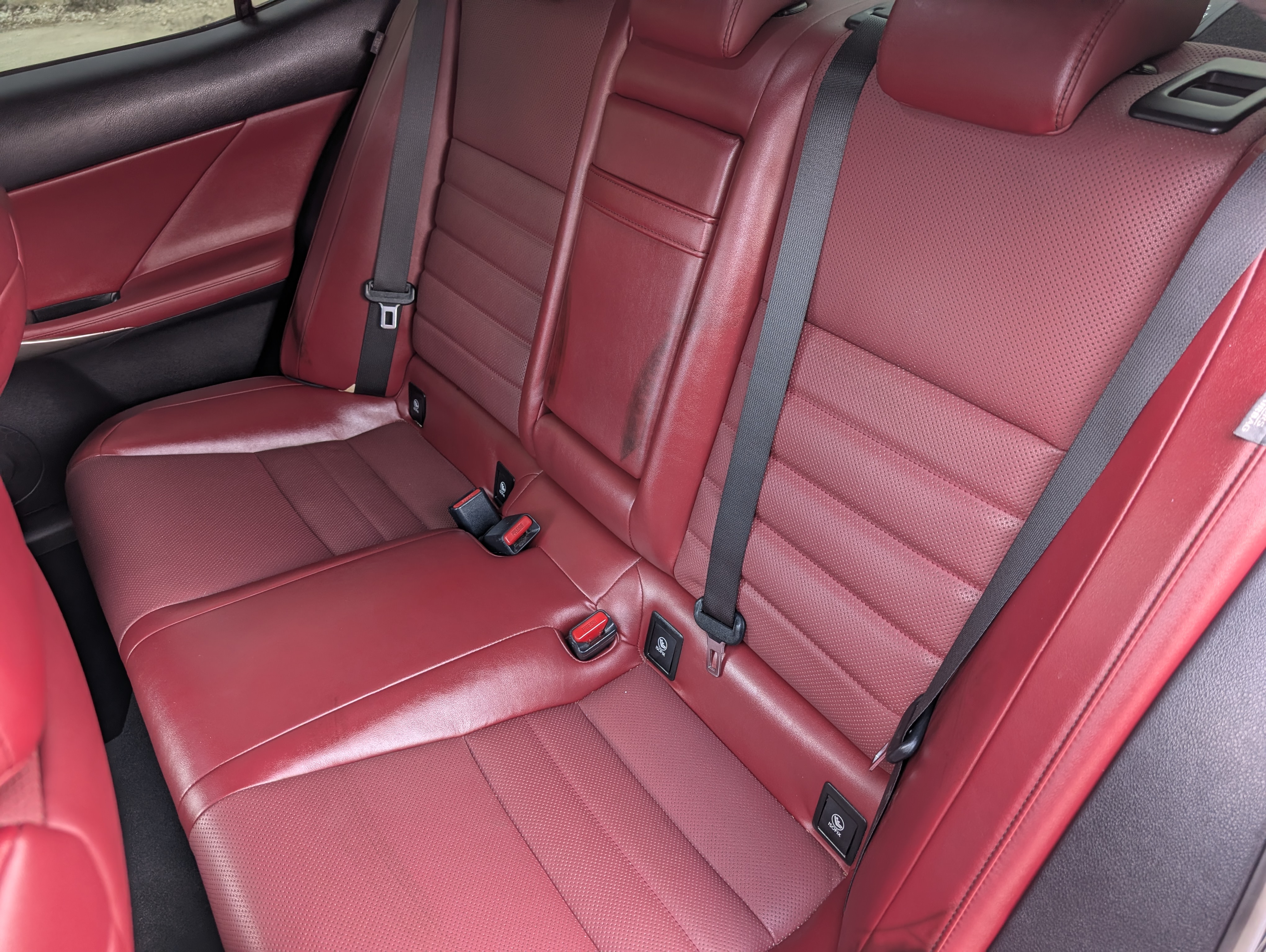 2016 Lexus IS 300 AWD Black — view 18