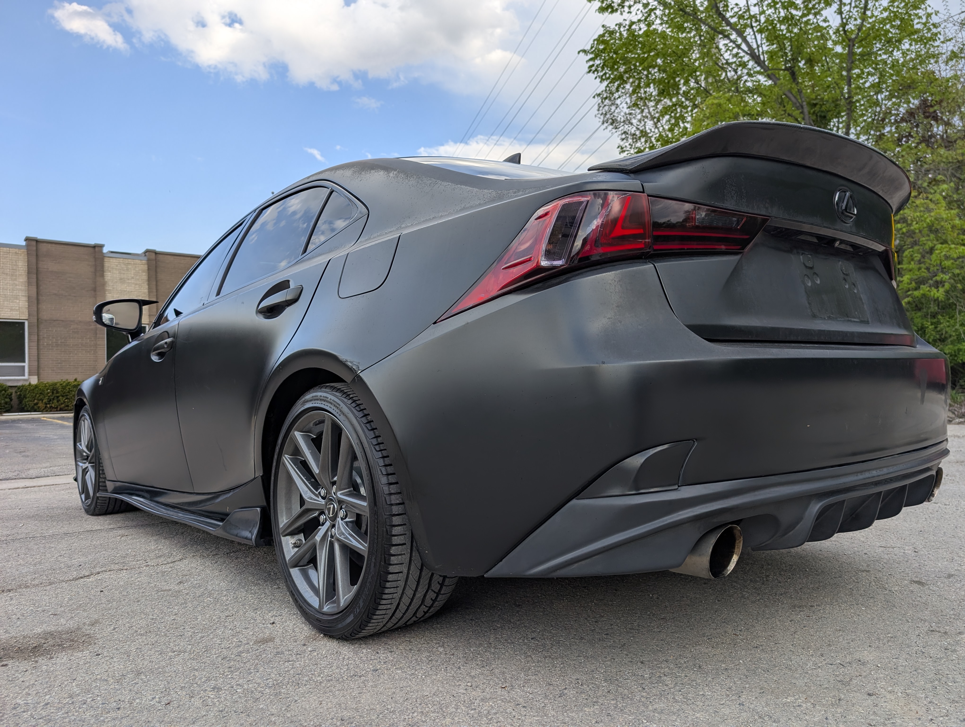 2016 Lexus IS 300 AWD Black — view 4