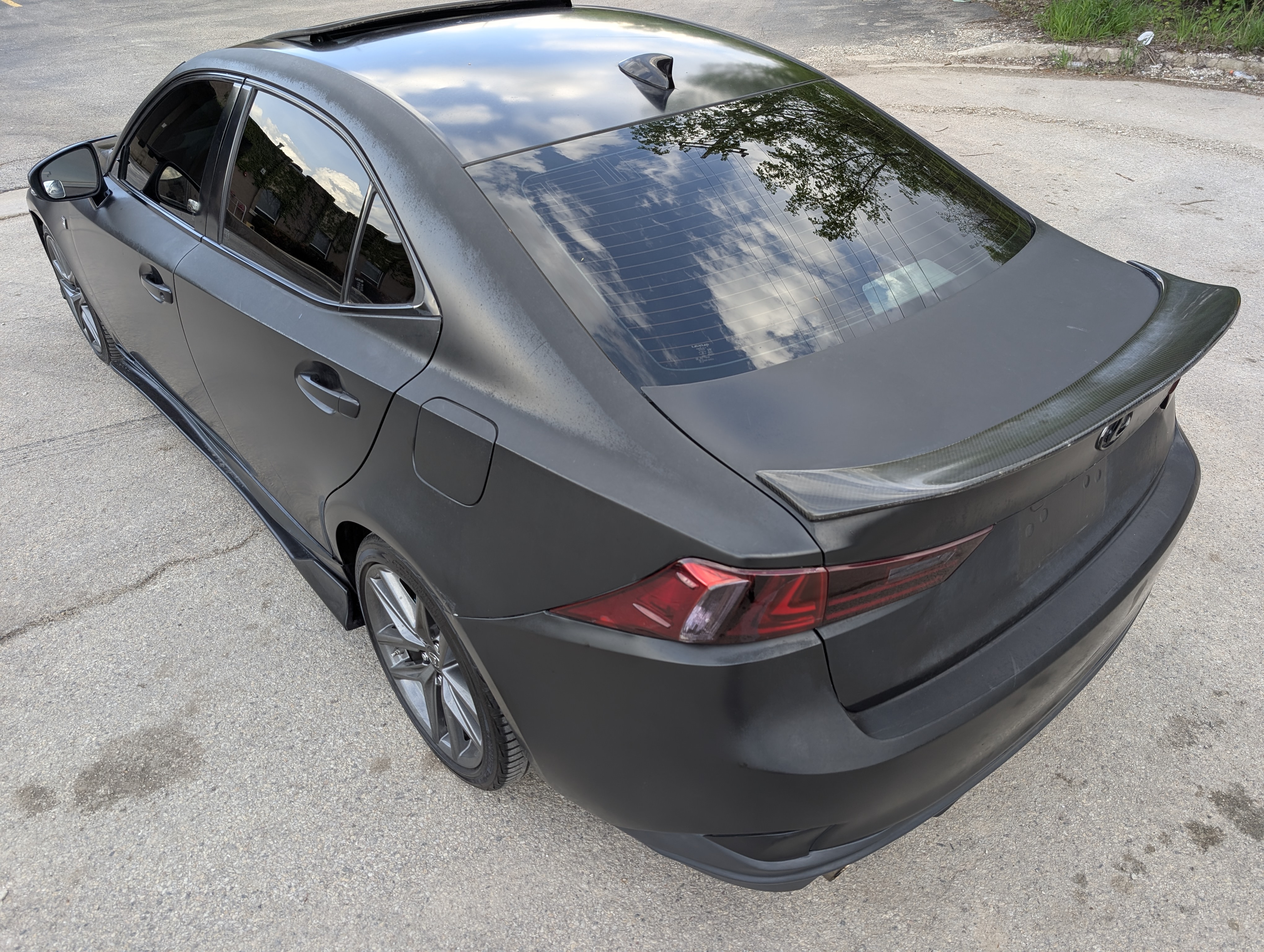 2016 Lexus IS 300 AWD Black — view 3