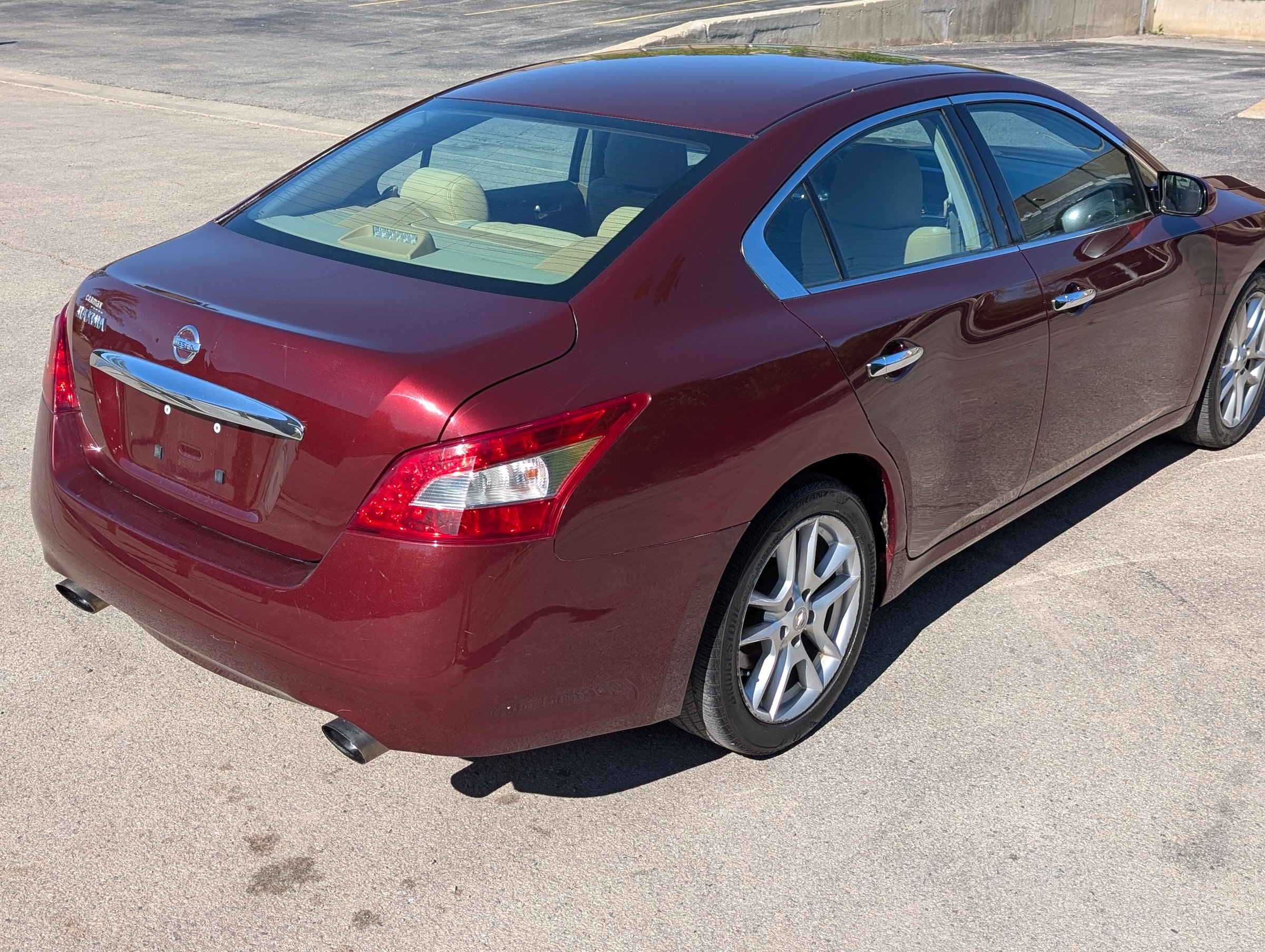 2009 Nissan Maxima  Burgundy — view 7