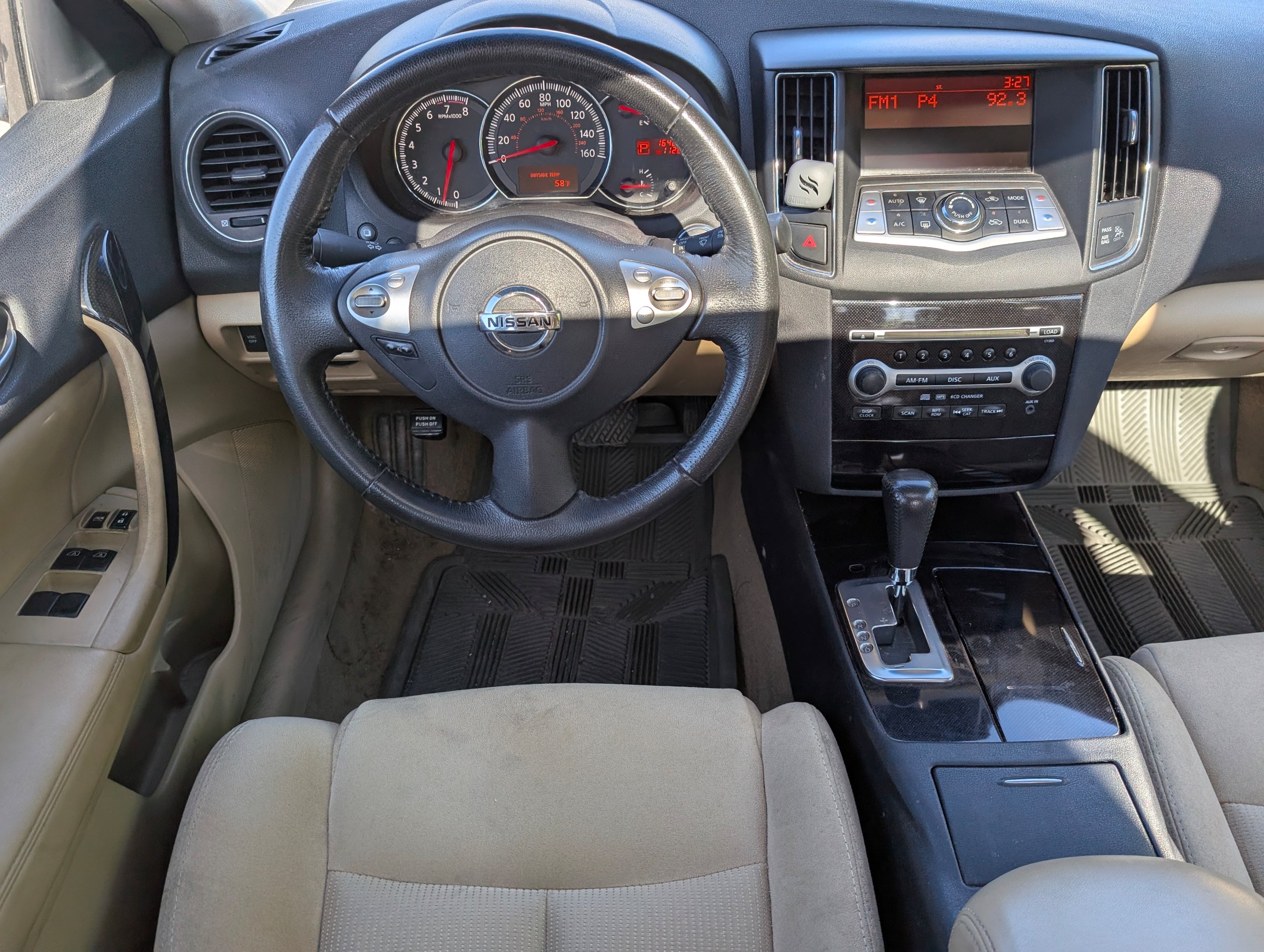 2009 Nissan Maxima  Burgundy — view 14