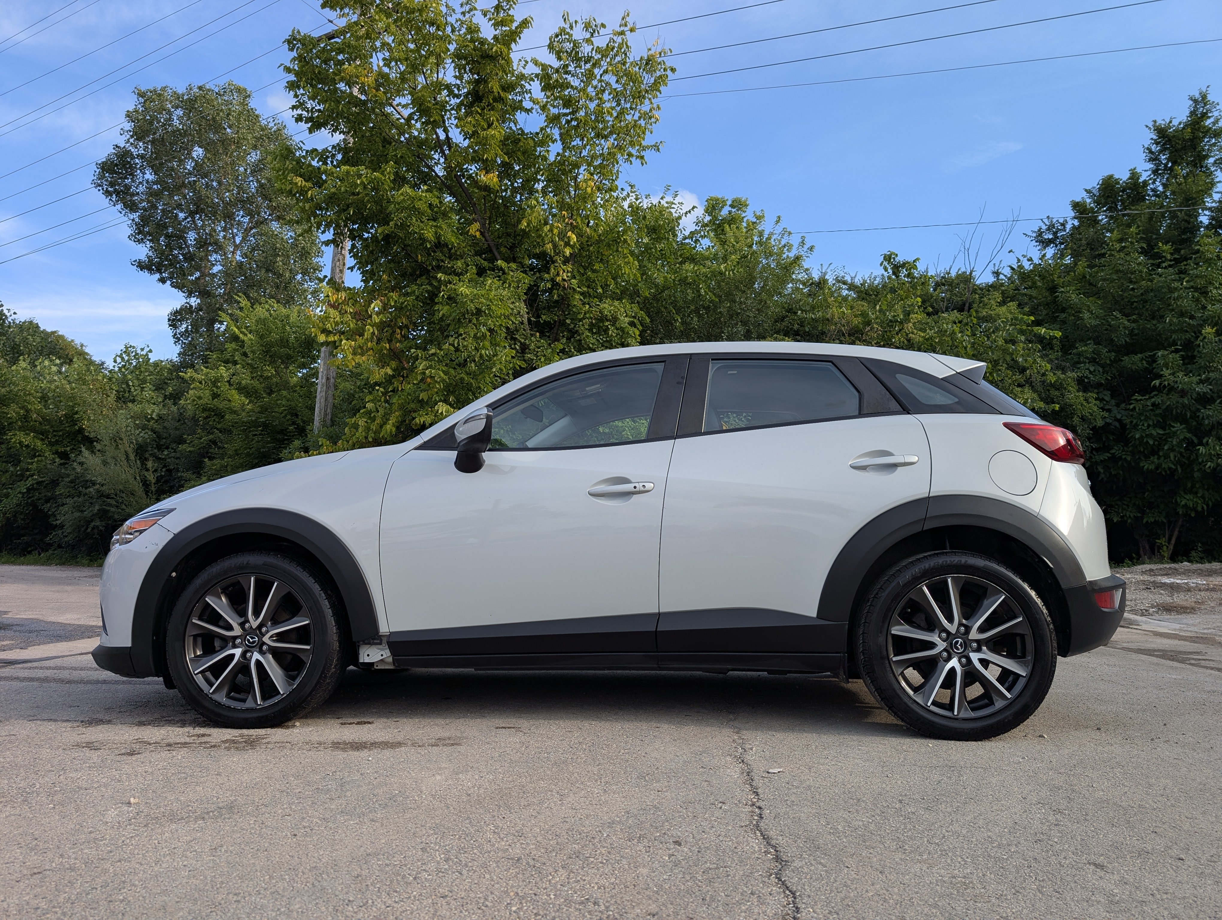 2017 Mazda CX-3 Touring White — view 3