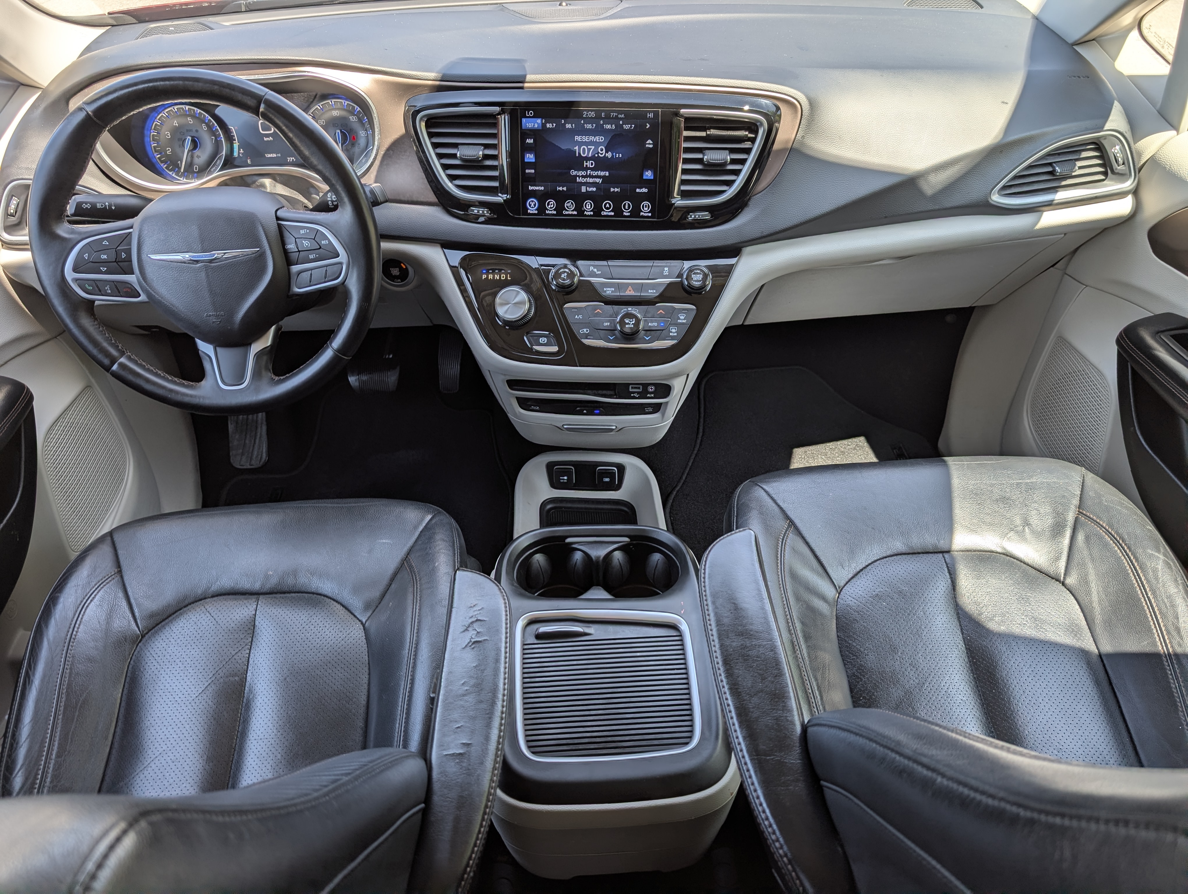 2017 Ford Fusion Platinum Black — view 31