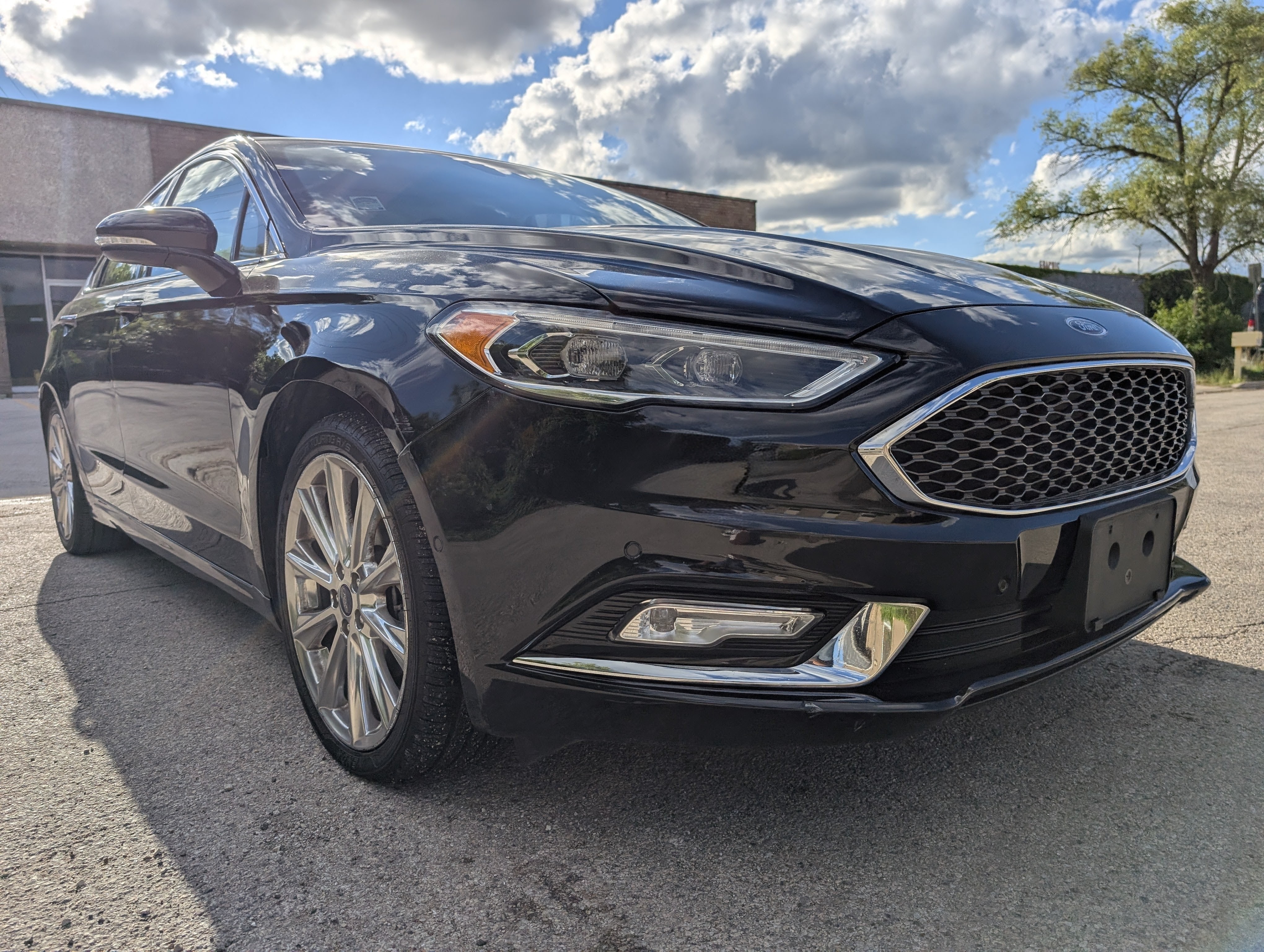 2017 Ford Fusion Platinum Black — view 12