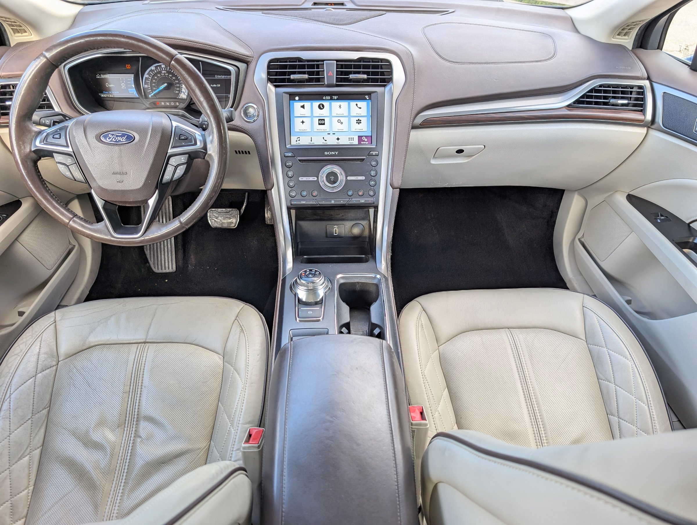 2017 Ford Fusion Platinum Black — view 15