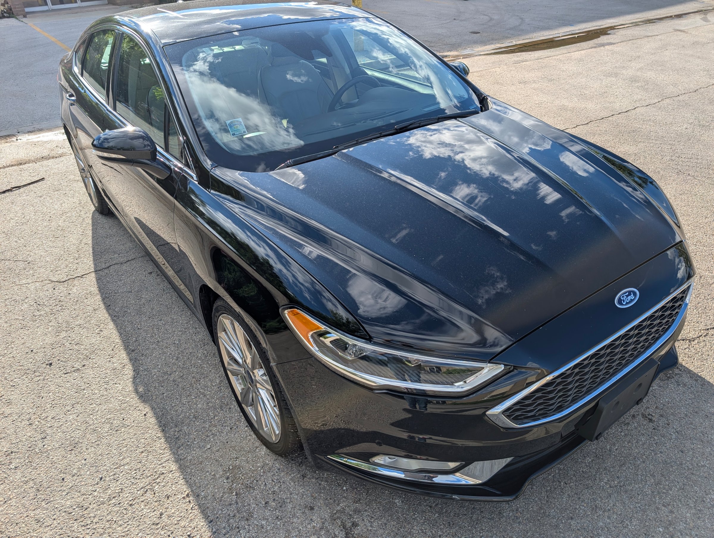 2017 Ford Fusion Platinum Black — view 11