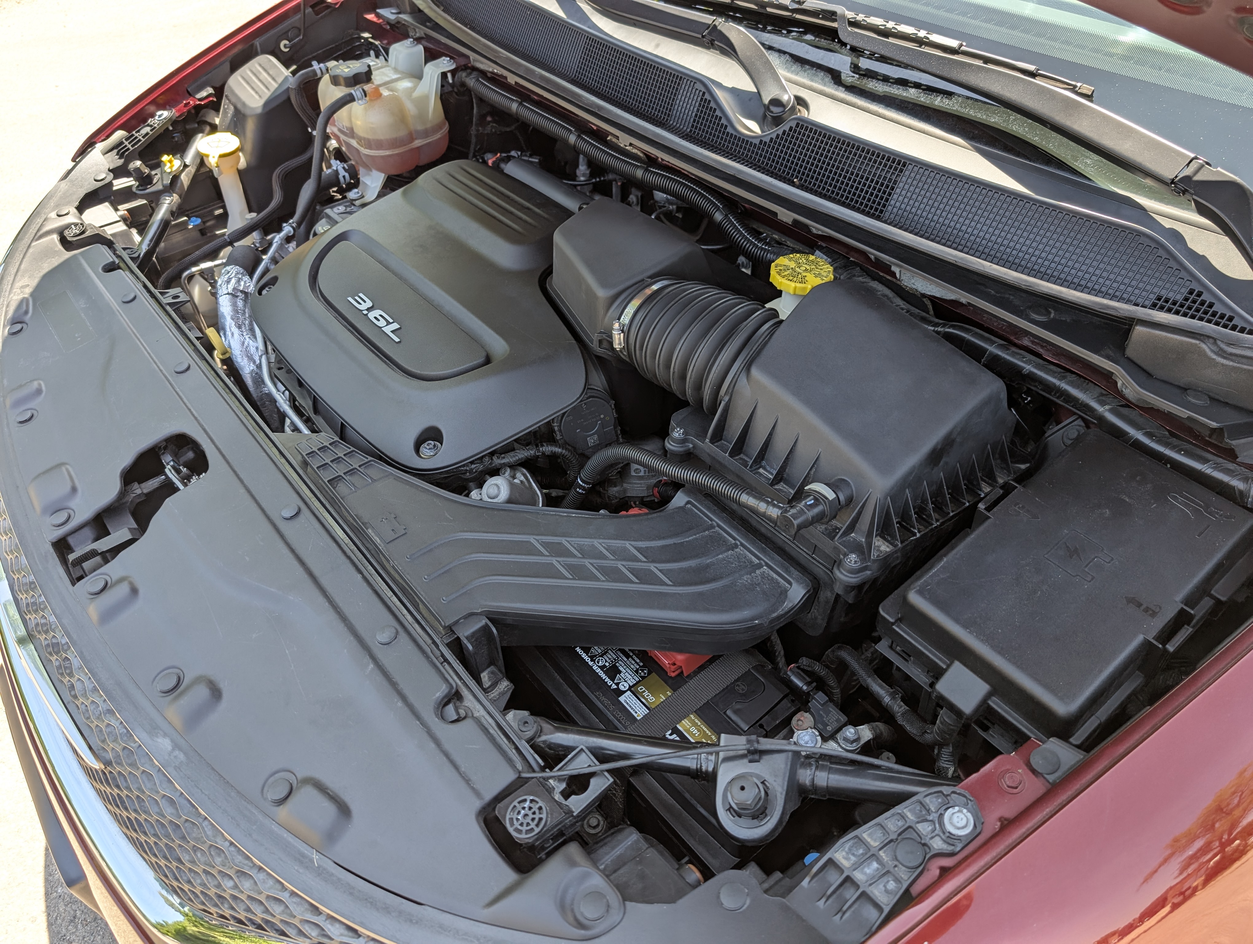 2017 Chrysler Pacifica Touring L Plus Red — view 31