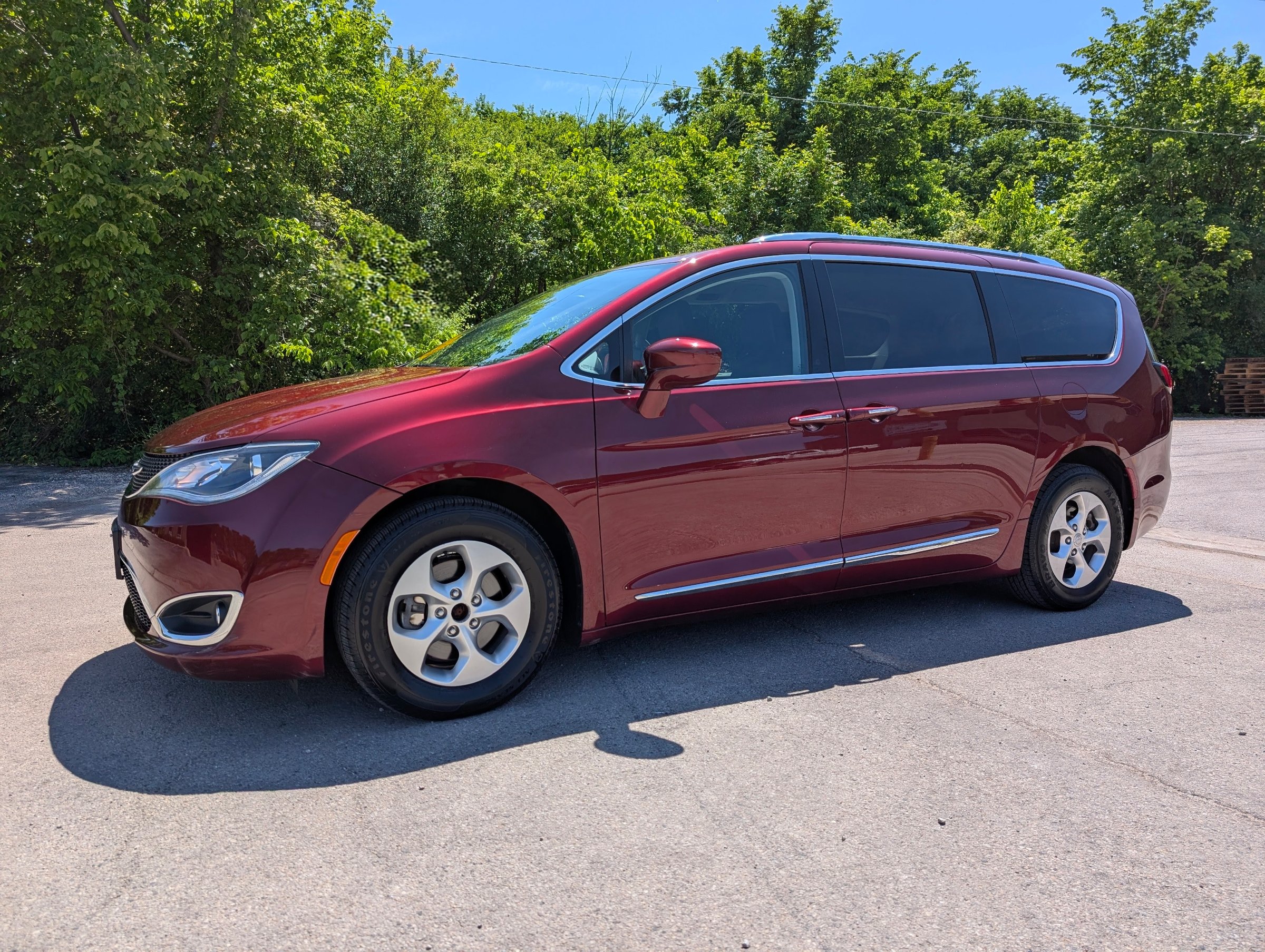 2017 Chrysler Pacifica Touring L Plus Red — view 2