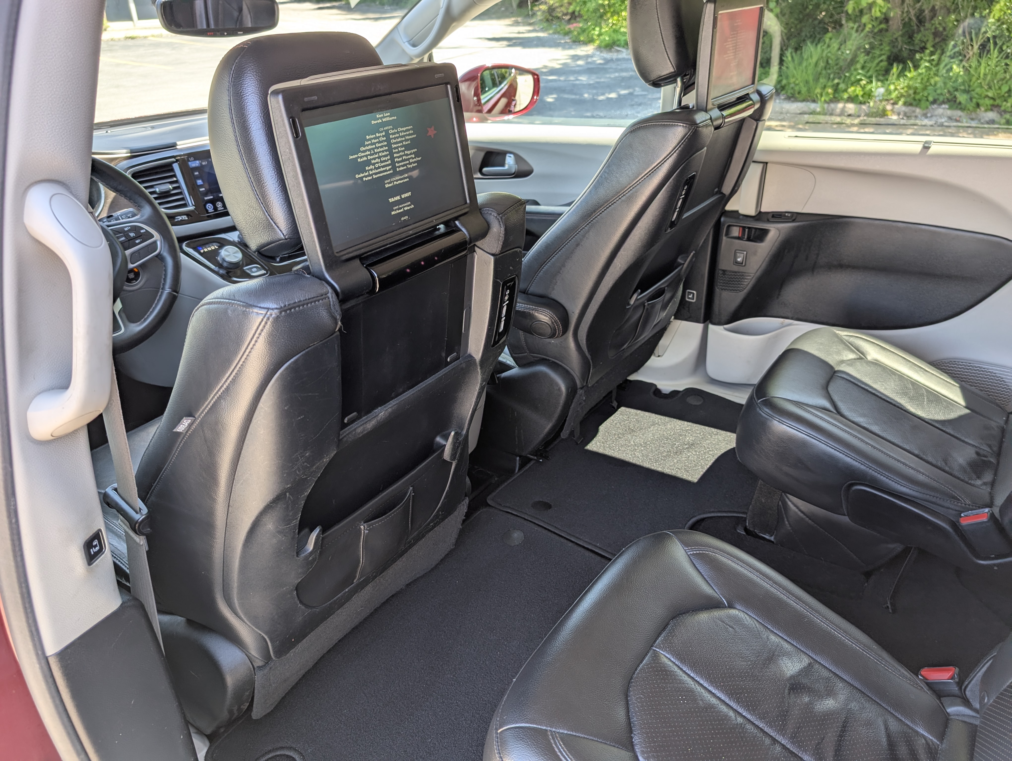 2017 Chrysler Pacifica Touring L Plus Red — view 20